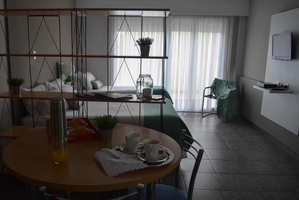 Argenta Apart Hotel Trelew Esterno foto