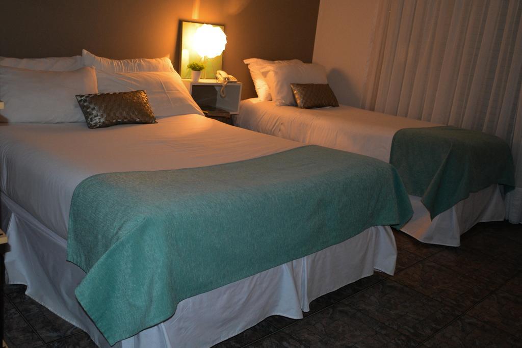 Argenta Apart Hotel Trelew Esterno foto
