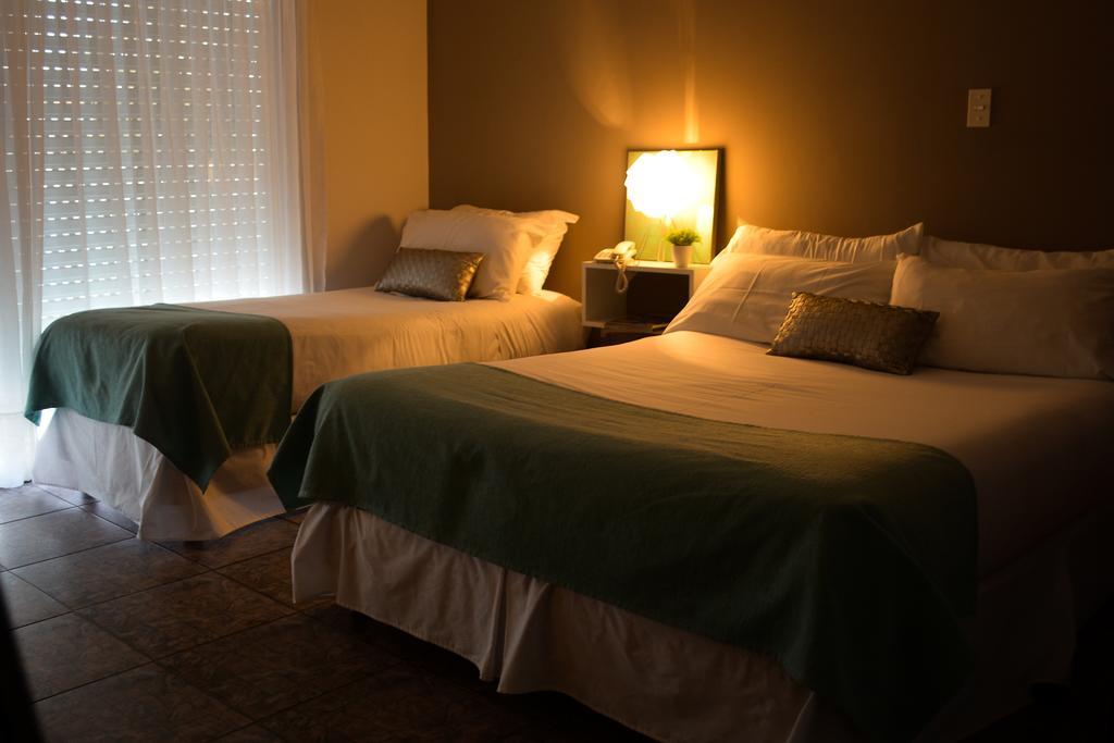 Argenta Apart Hotel Trelew Esterno foto